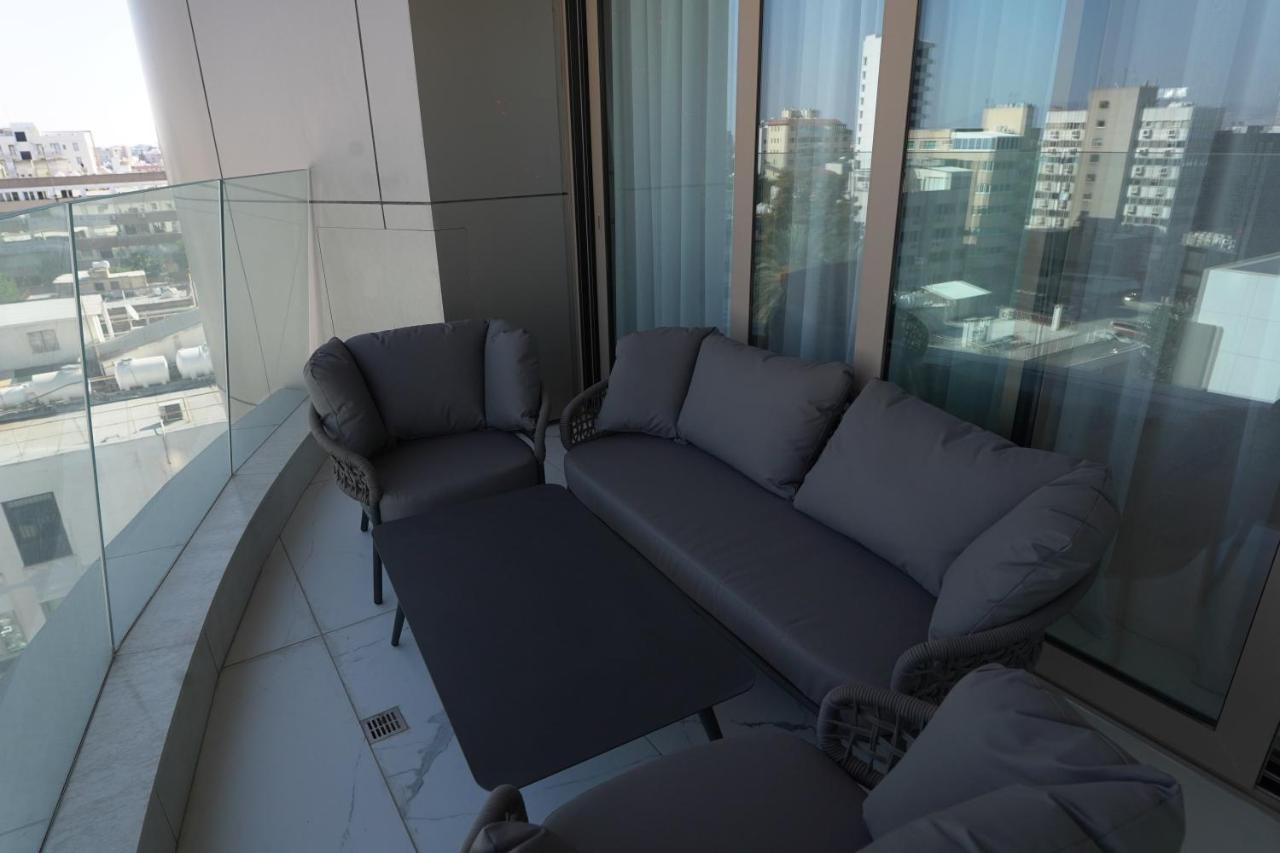 360 Nicosia - 1 Bedroom Luxurious Residence Dış mekan fotoğraf
